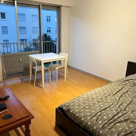 Studio A 2 Minutes De La Gare Apartment Mulhouse Exterior foto